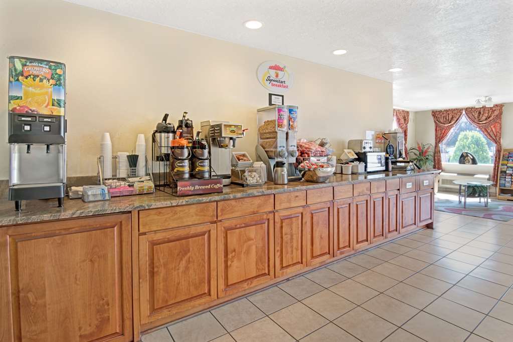 Super 8 By Wyndham Bernalillo Hotell Bekvämligheter bild