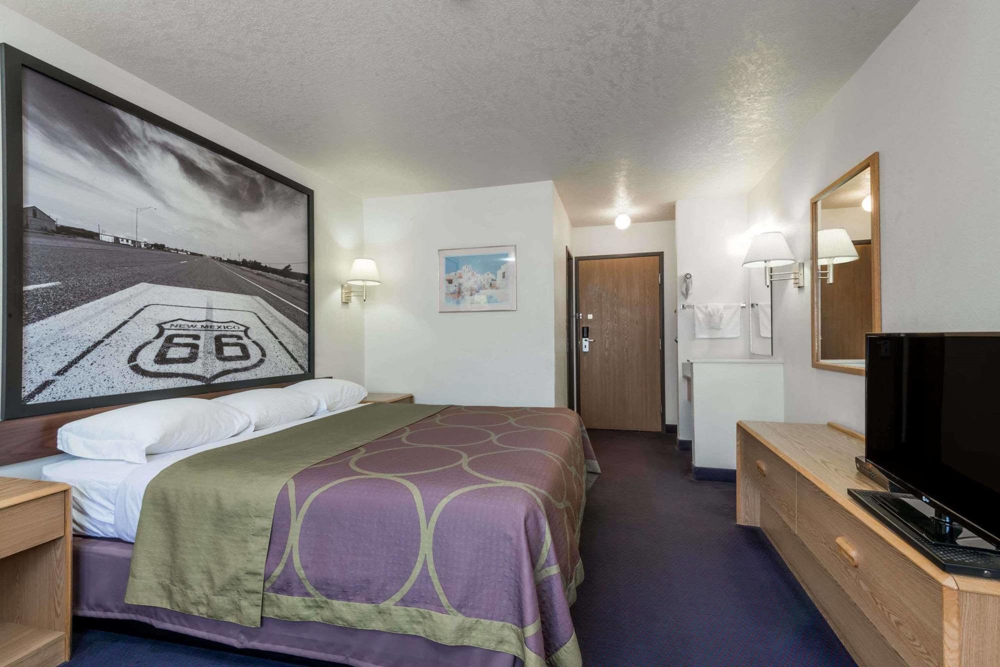 Super 8 By Wyndham Bernalillo Hotell Exteriör bild